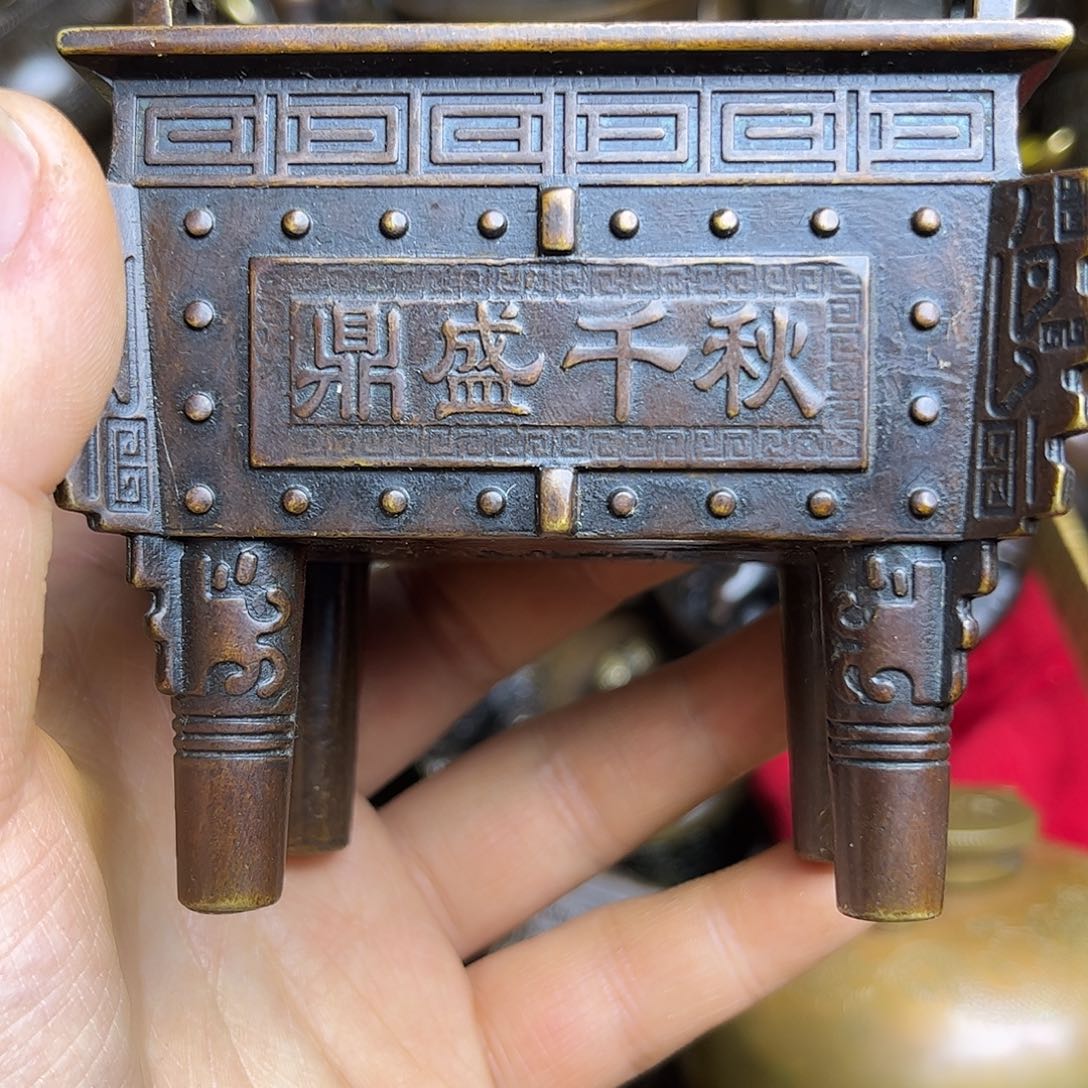 精美铜器，做工精致