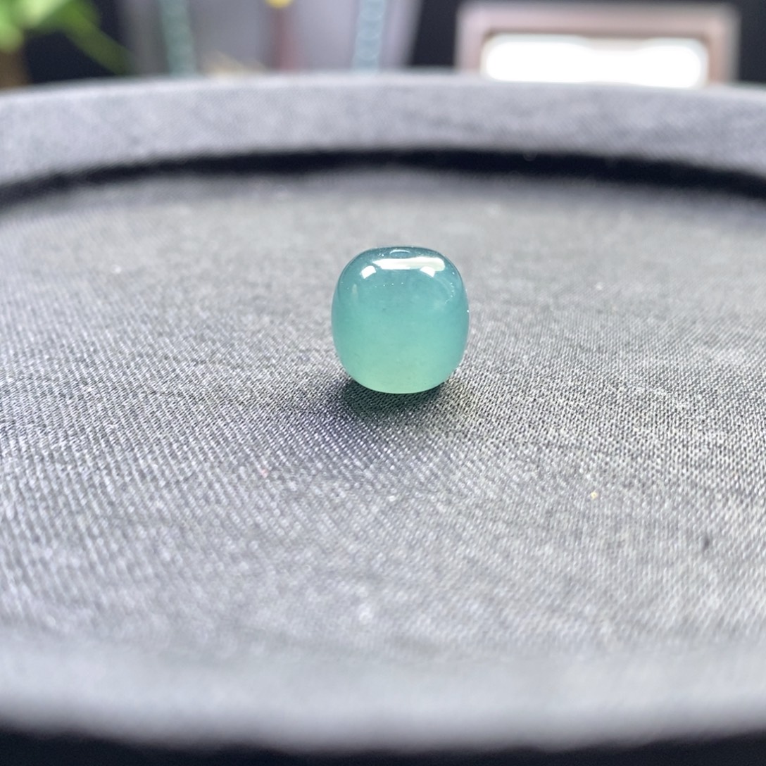 翡翠未镶嵌手链卡10左右老型珠