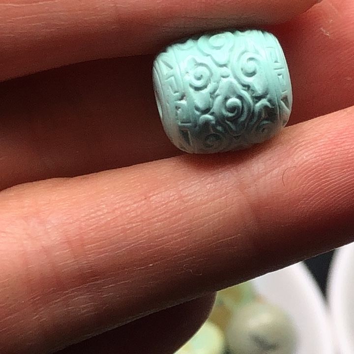 绿松石未镶嵌祥云纹桶珠