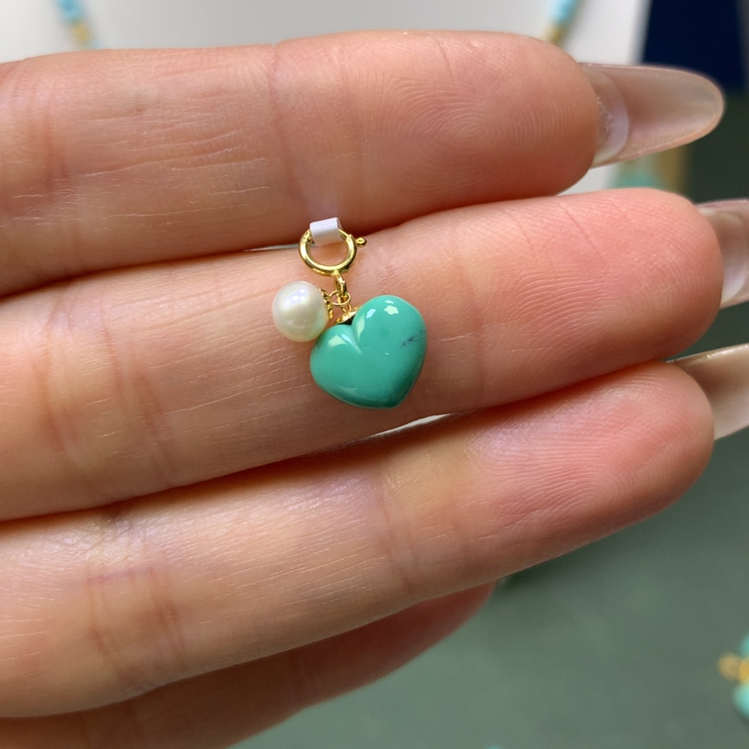 绿松石吊坠18K金镶嵌