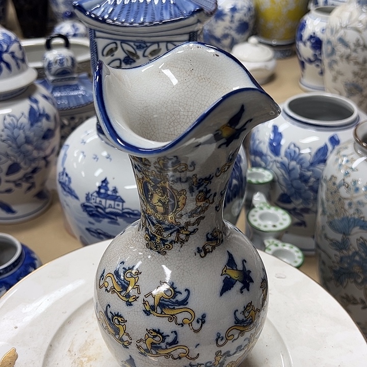 瓷片微瑕。。。。。。。。。。。。。