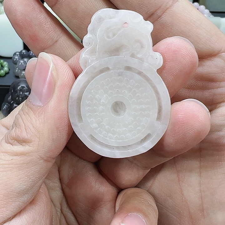 和田玉吊坠未镶嵌