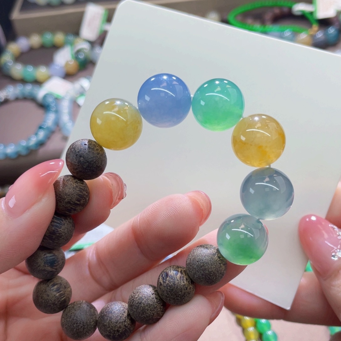 未镶嵌手链翡翠左三单绿卡13.5  单颗