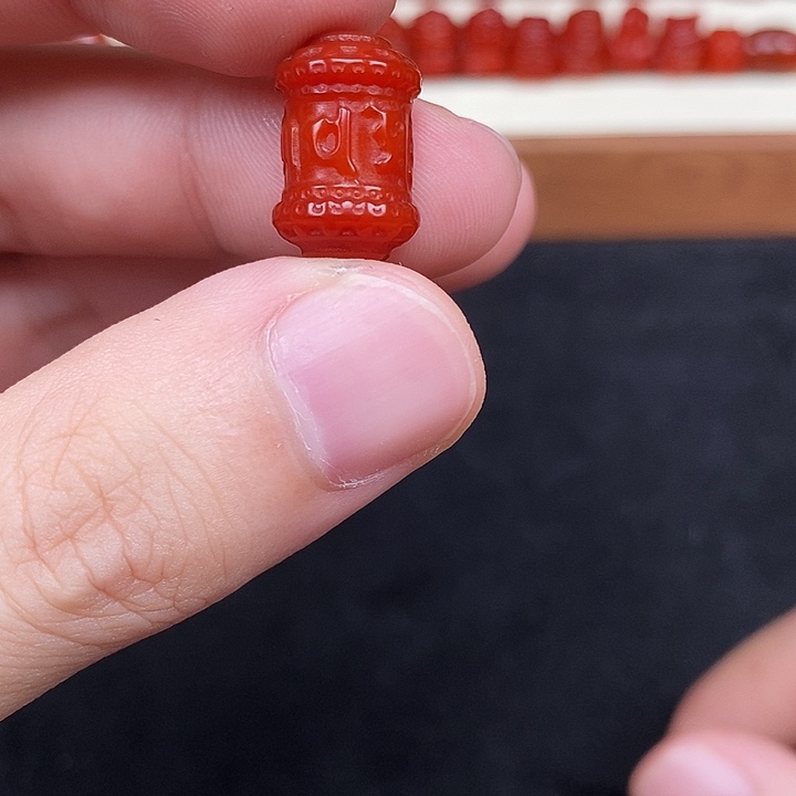 南红玛瑙未镶嵌手链