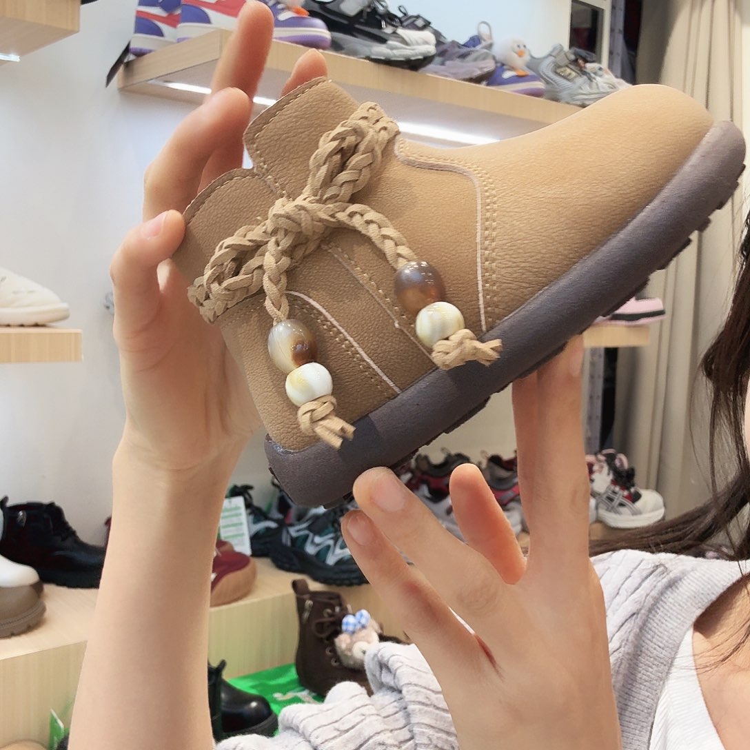 23码加绒女童靴子