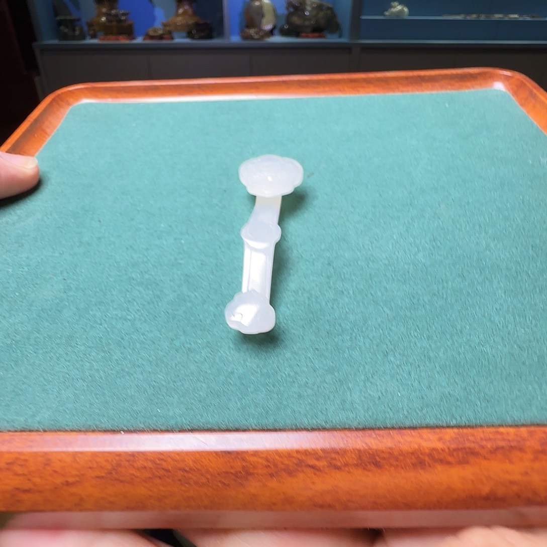 用***3和田玉未镶嵌挂件