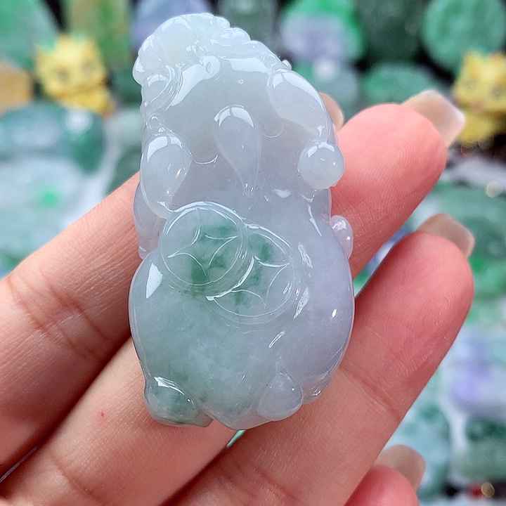 翡翠颈饰未镶嵌三***唱翡翠