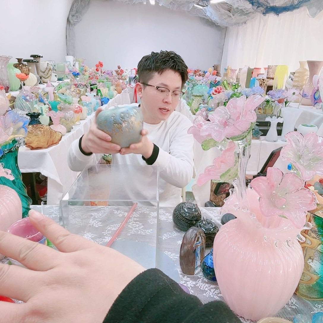 福利不退不换琉璃花瓶艺术品