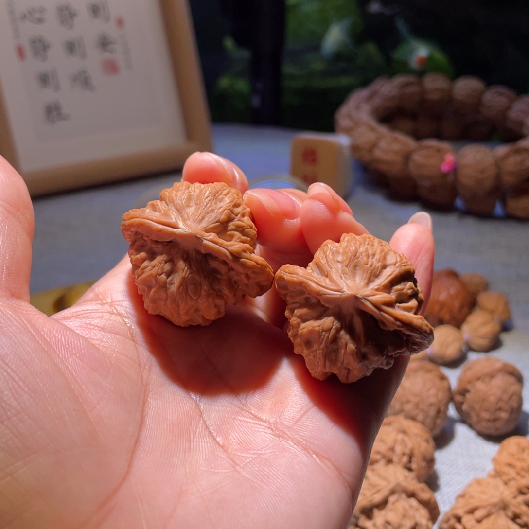 桃核把件37全品白蛇骨