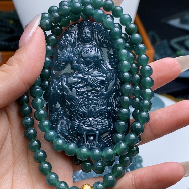 【闪购商品】翡翠颈饰未镶嵌111111111