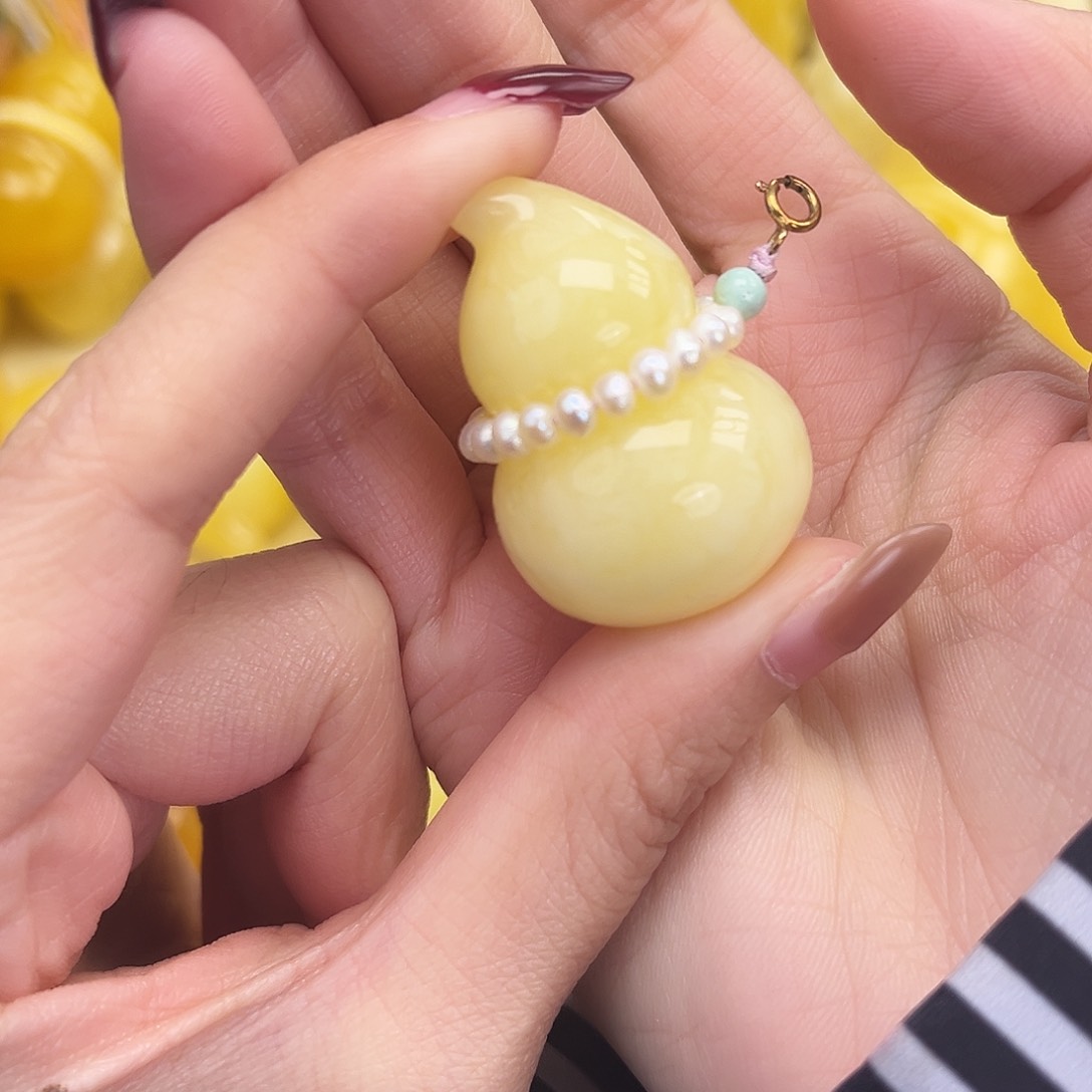 裸石琥珀未镶嵌10.7g葫芦