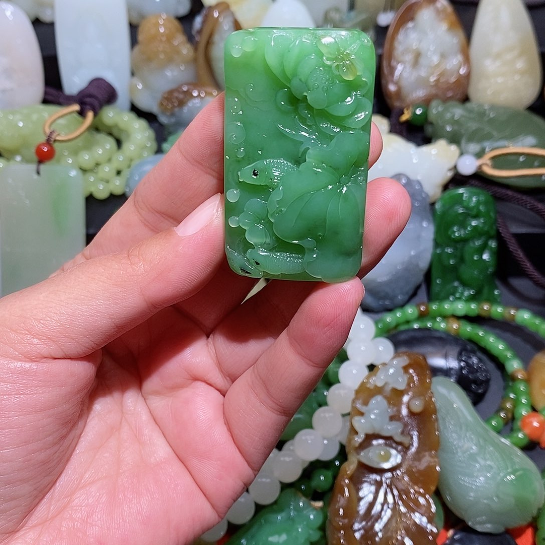 和田玉挂件未镶嵌