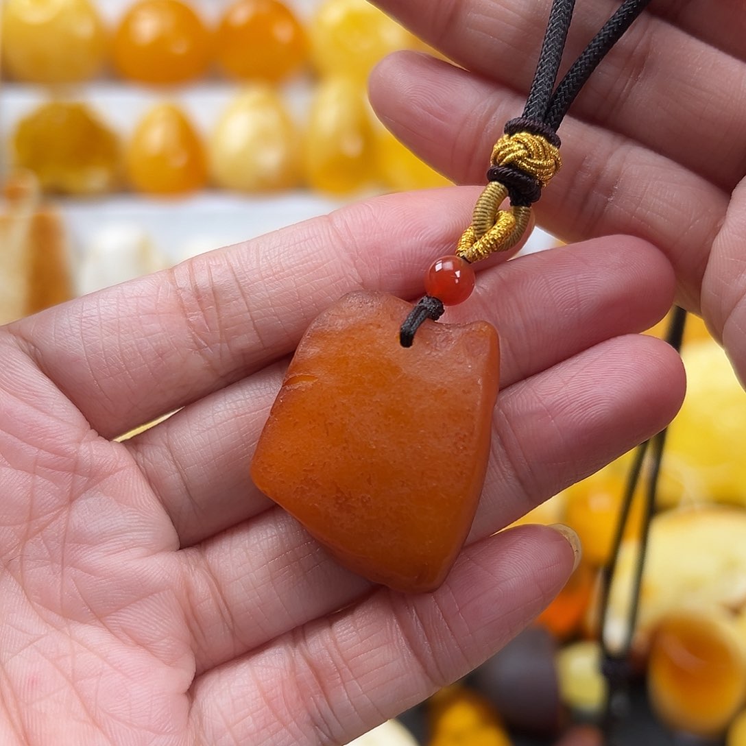 蜜蜡颈饰未镶嵌蜜蜡