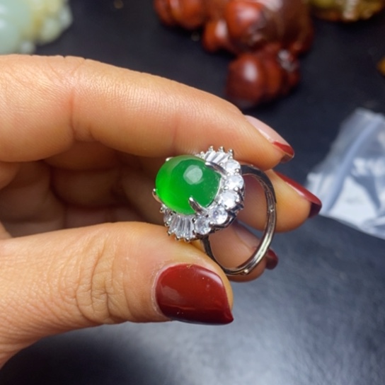 和田玉（糖玉）挂件未镶嵌