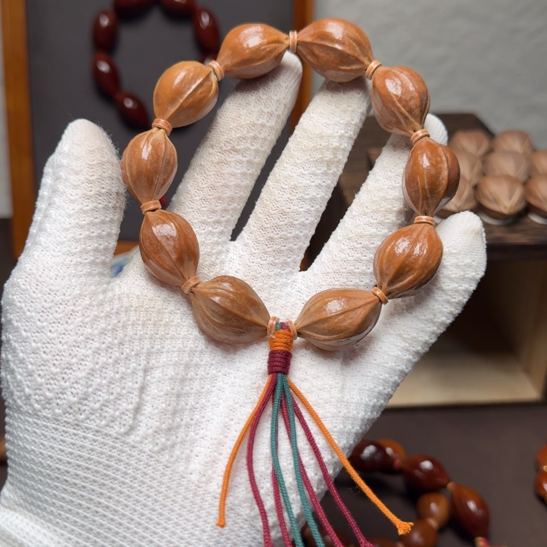 嘟***啦橄榄核吊坠哈哈哈哈哈哈哈哈