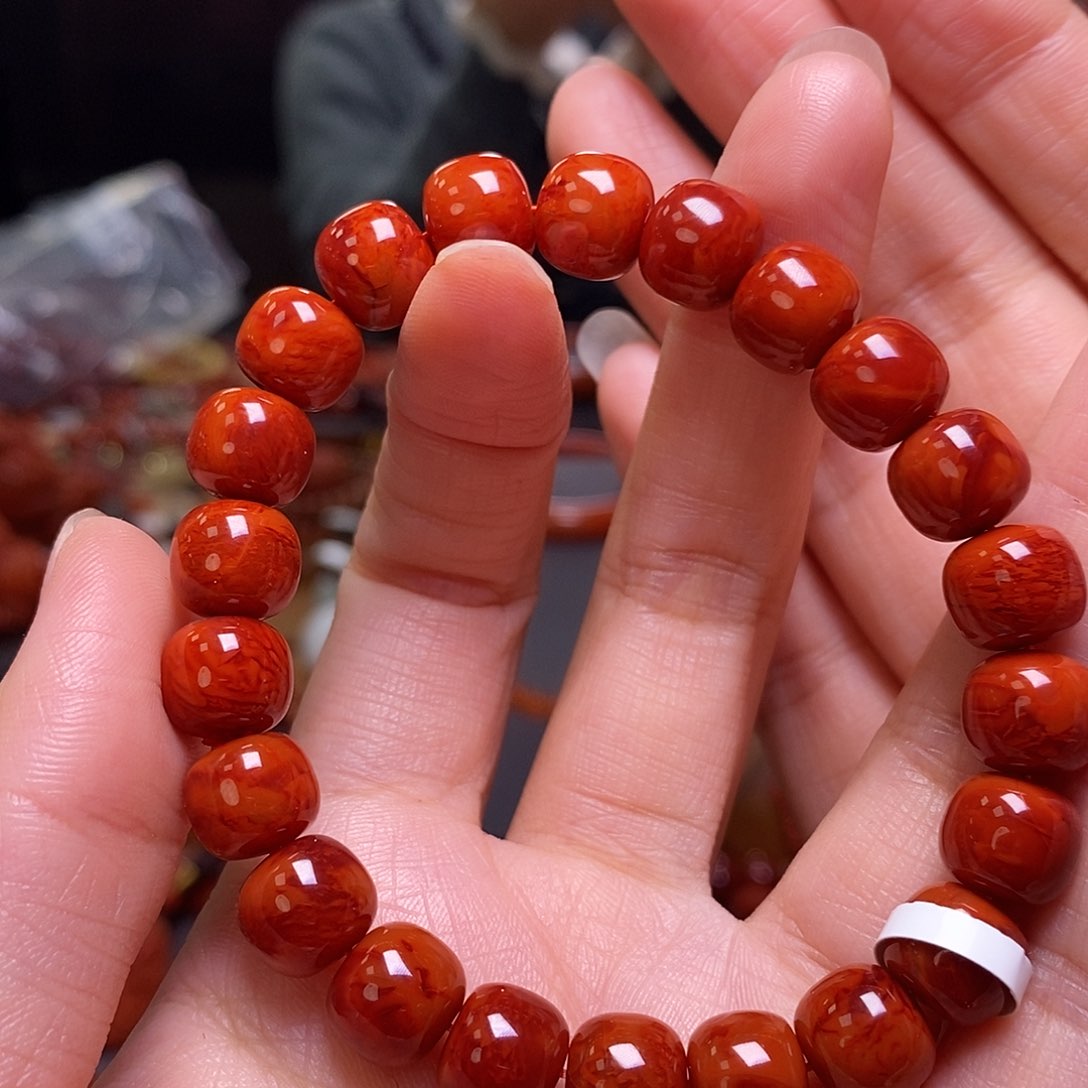 南红玛瑙单圈10m m未镶嵌谁**我