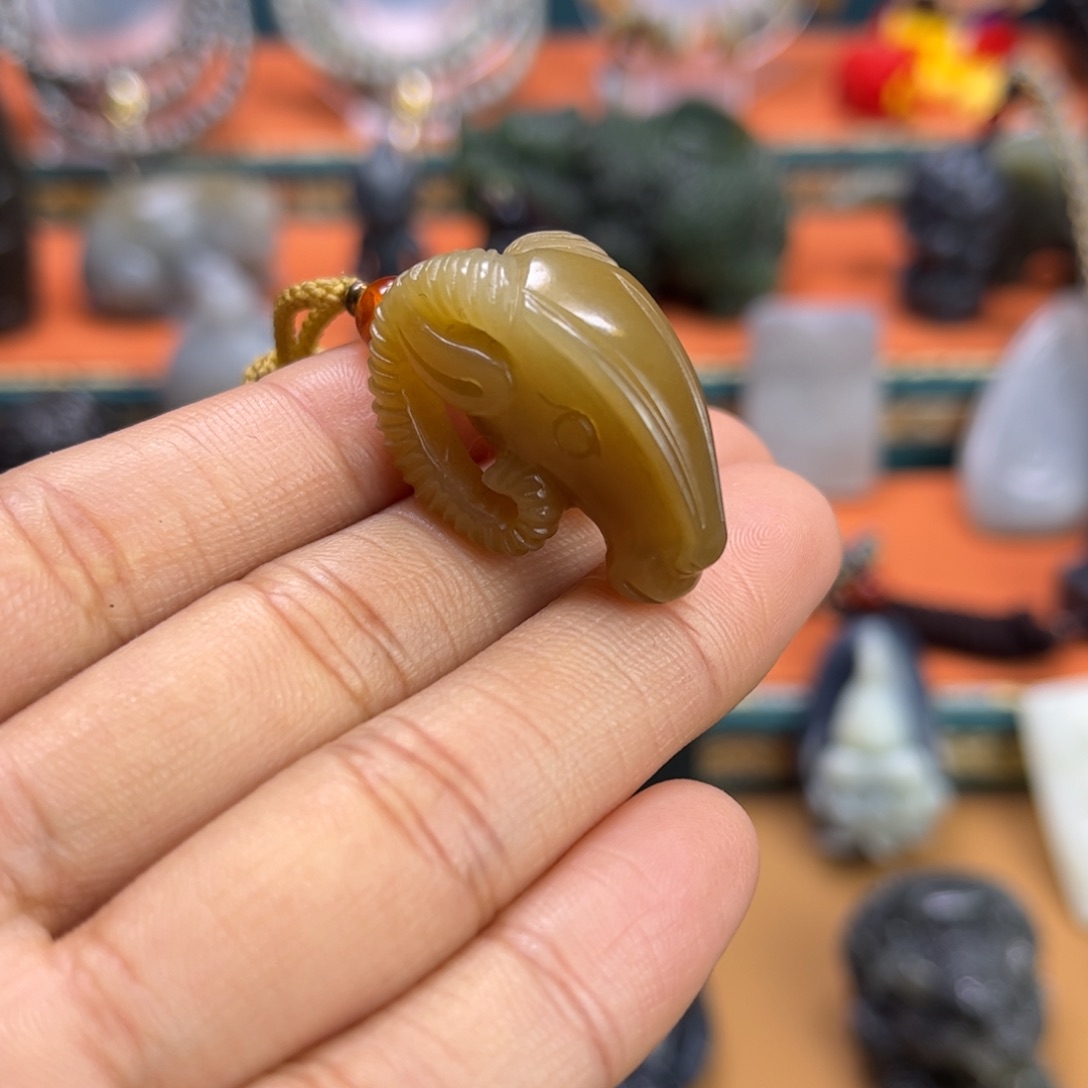 未镶嵌和田玉挂件