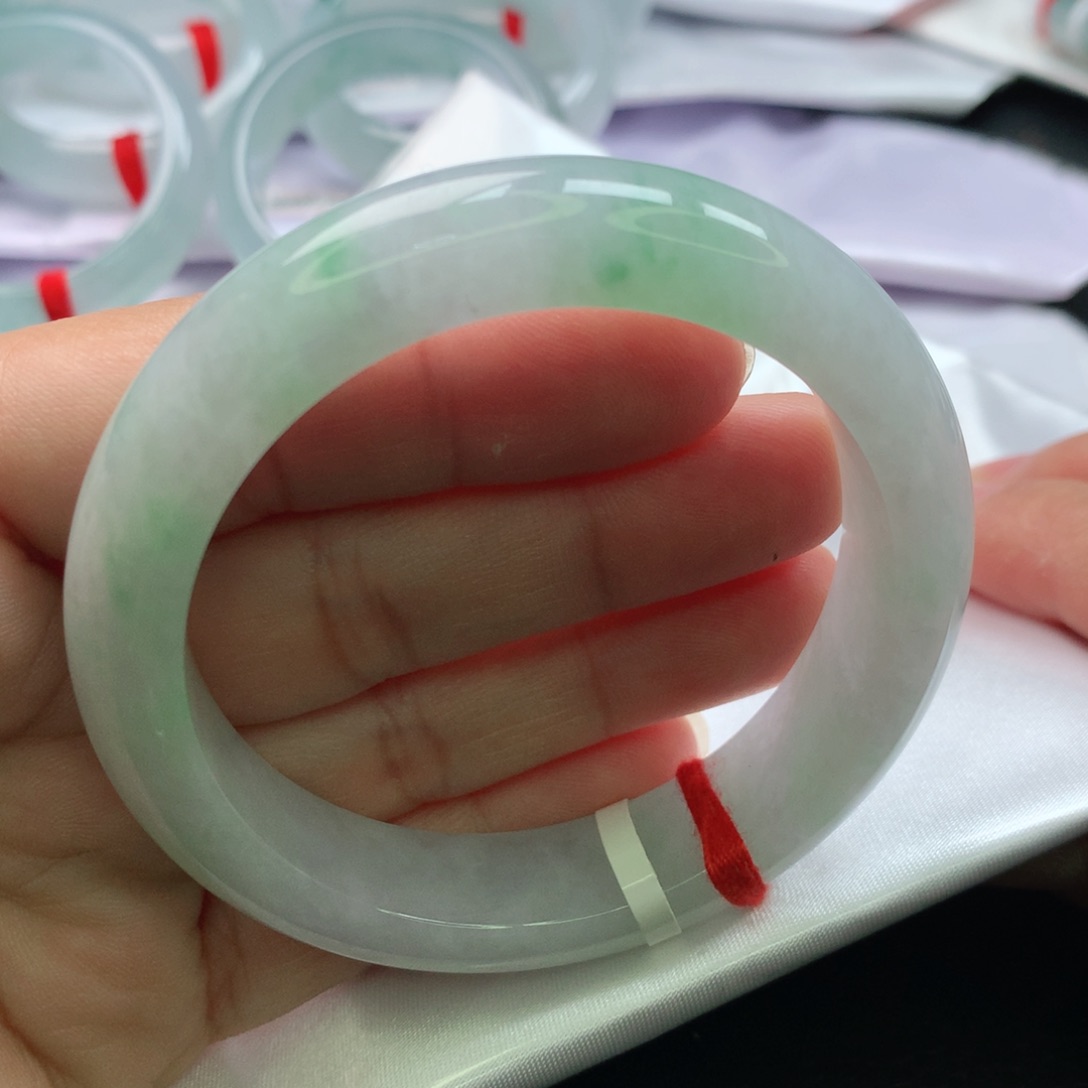 翡翠手镯未镶嵌缅甸52.53