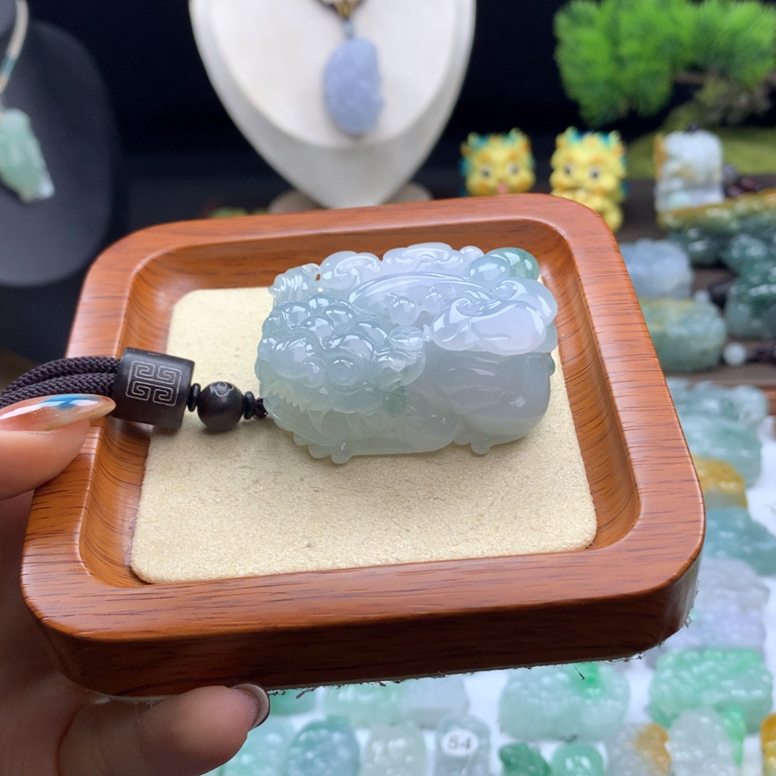 翡翠未镶嵌颈饰翡翠5