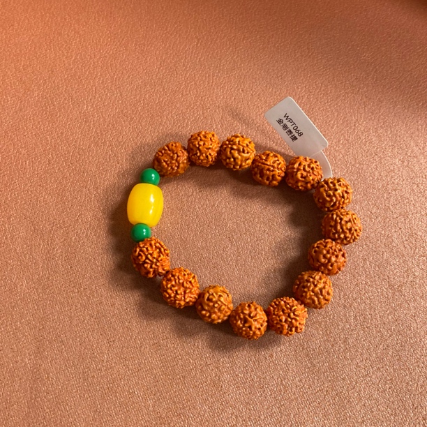 2-126 精品手串（无礼盒）