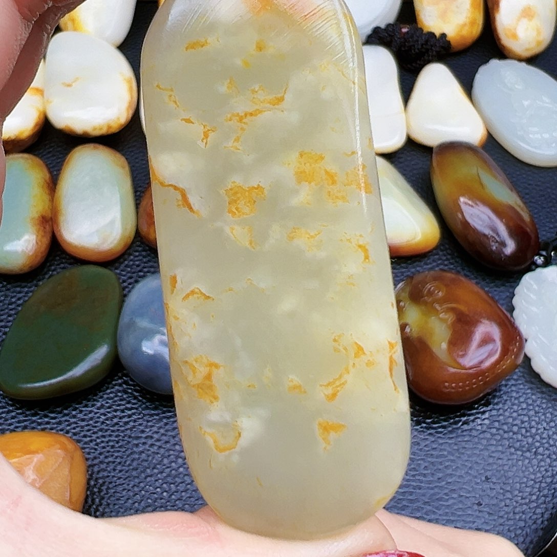 和田玉挂件未镶嵌