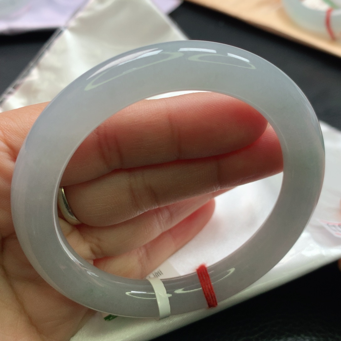 翡翠手镯未镶嵌缅甸55.56