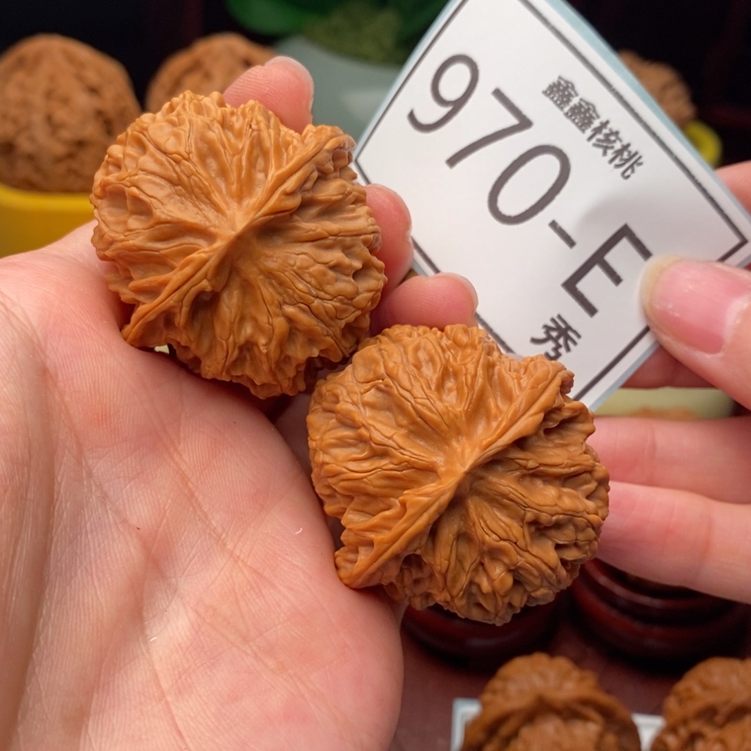 文玩核桃把件苹果园40