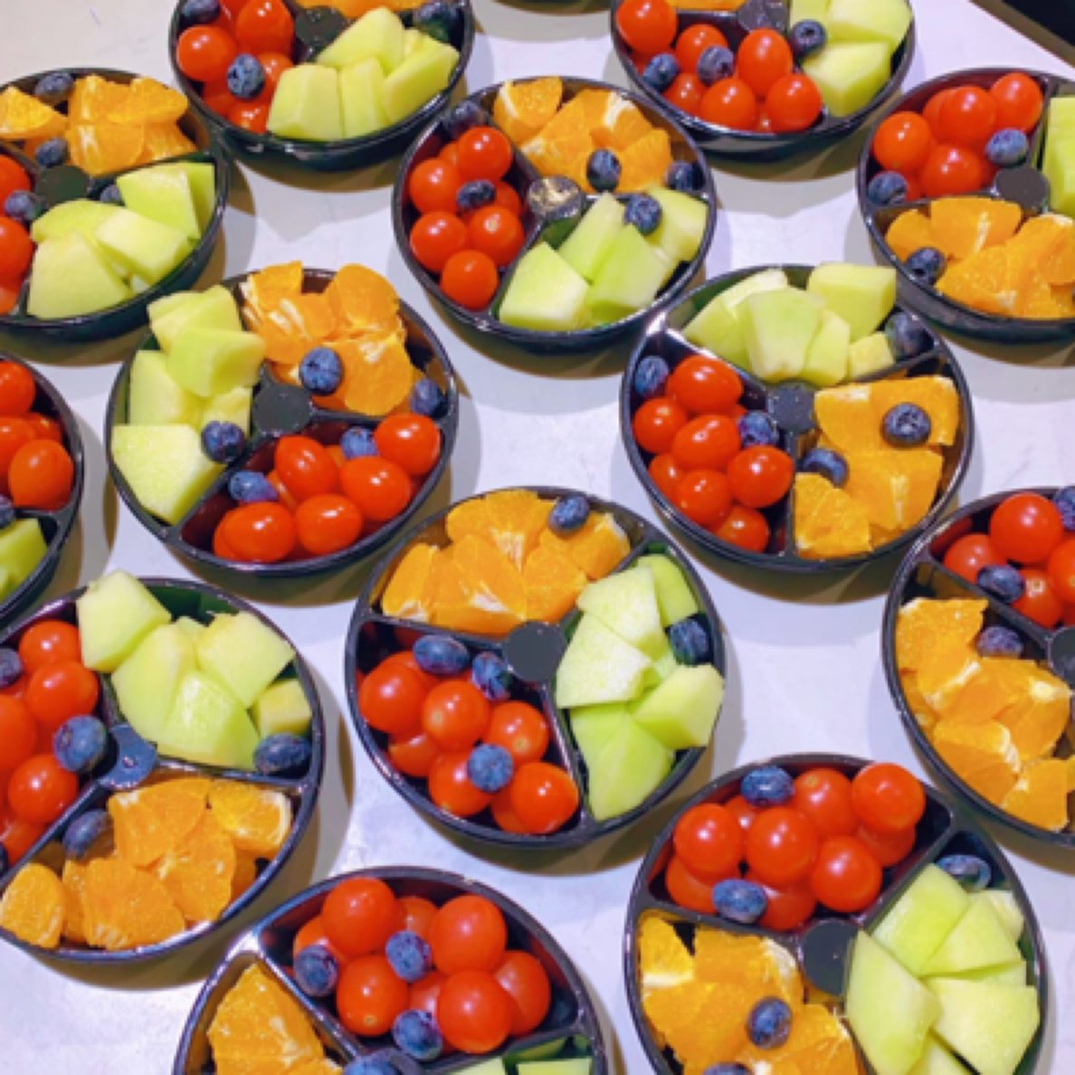 果切三拼果切 水果随机一盒600克左右