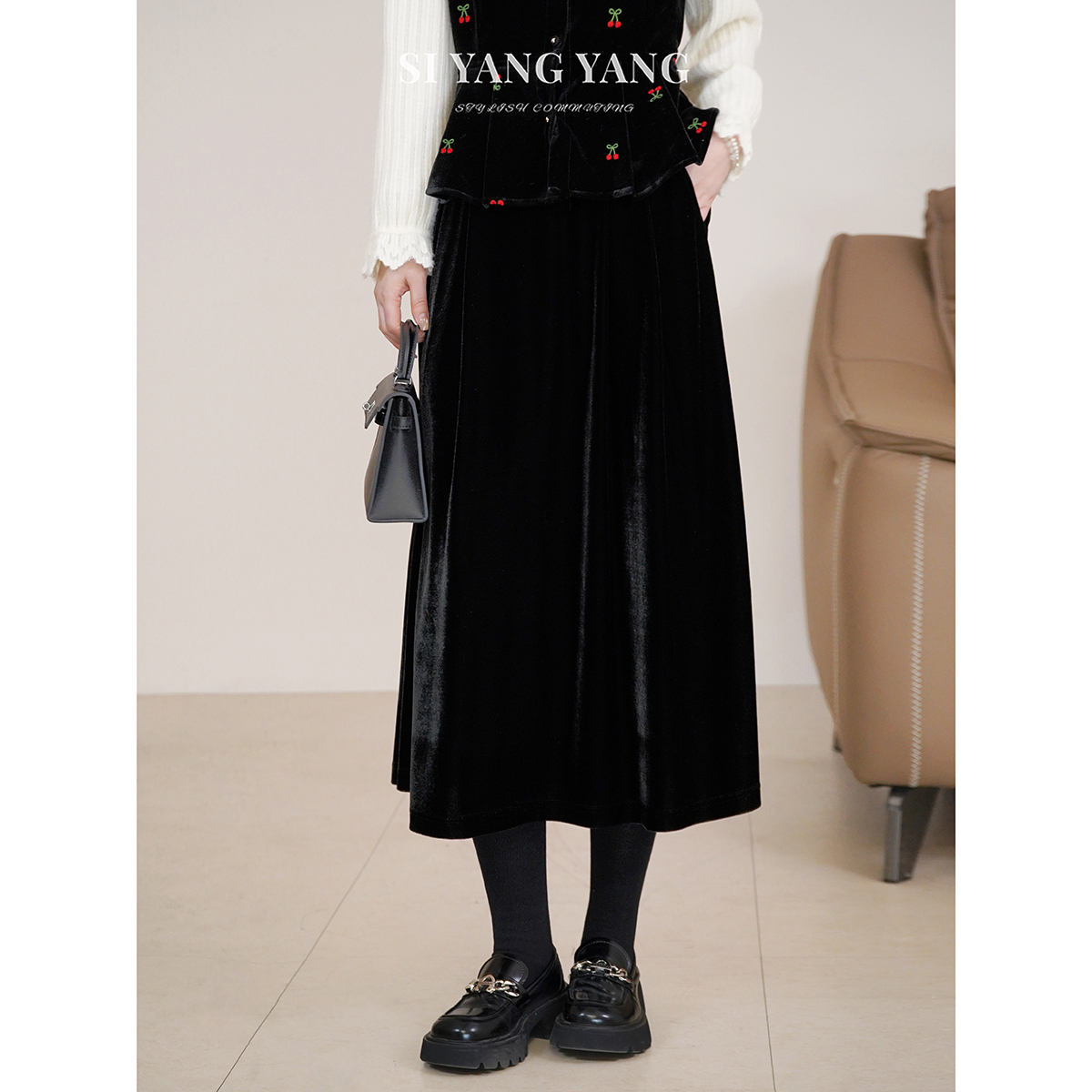 斯洋洋SIYANG冬季保暖舒适百搭通勤全腰松紧丝绒半裙BQ512A075SYY