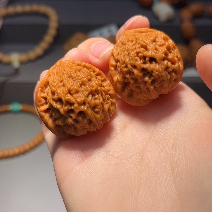 水***魂文玩核桃把件野南疆818