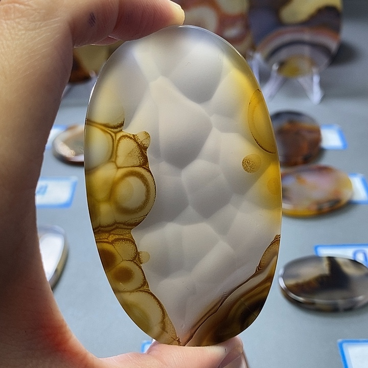 玛瑙/玉髓未镶嵌珠宝半成品97