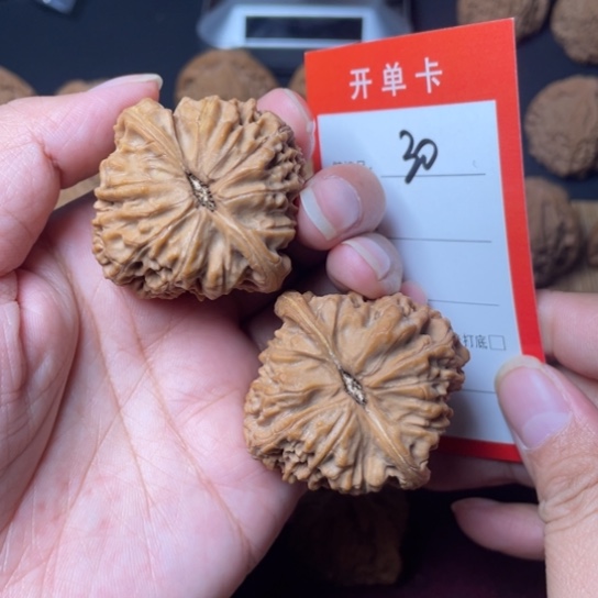 吊坠文玩核桃全品42尺30号