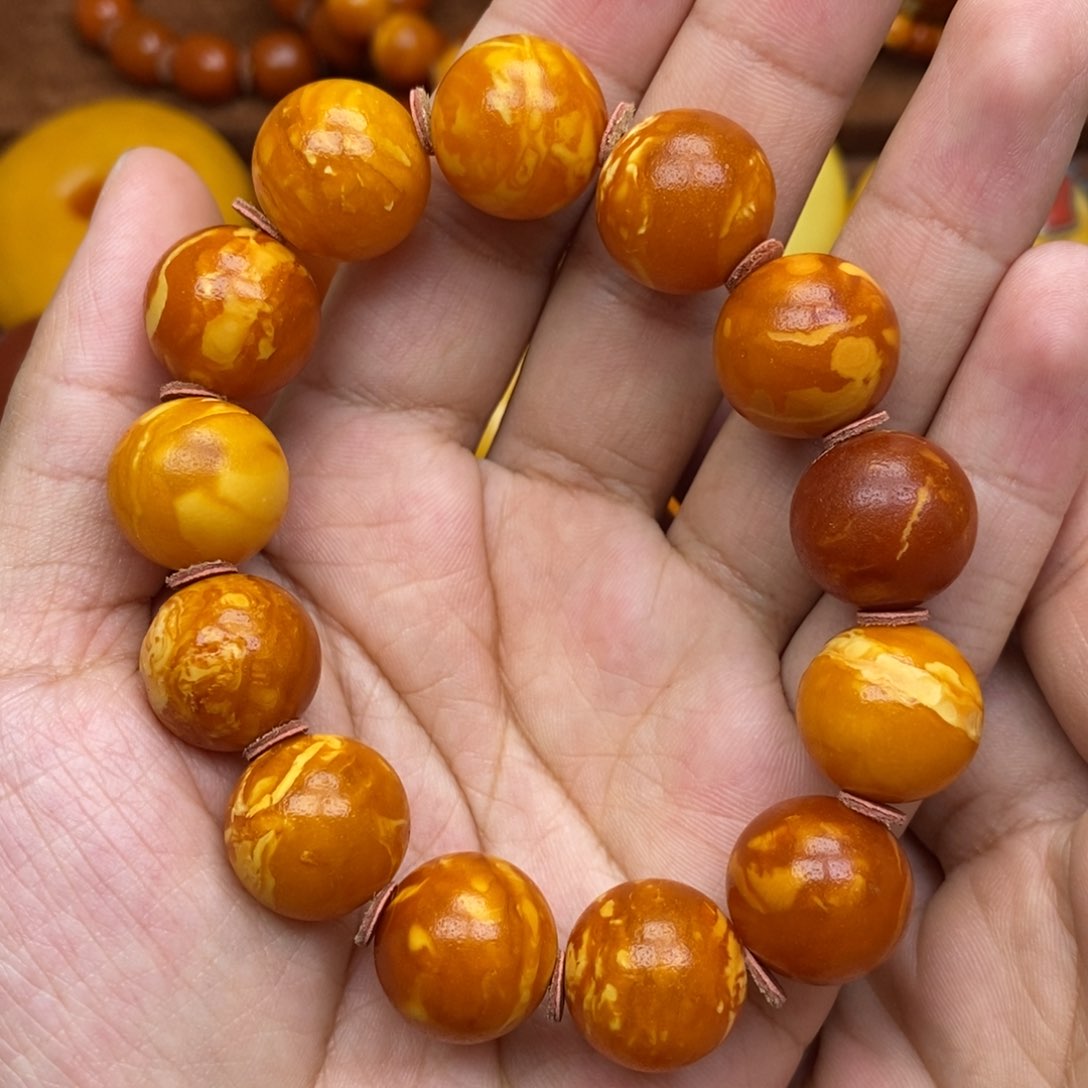 琥珀珠宝奇石未镶嵌