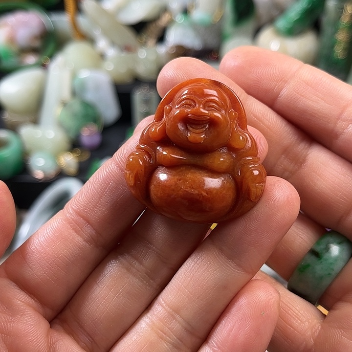 翡翠未镶嵌颈饰翡翠未镶嵌颈饰