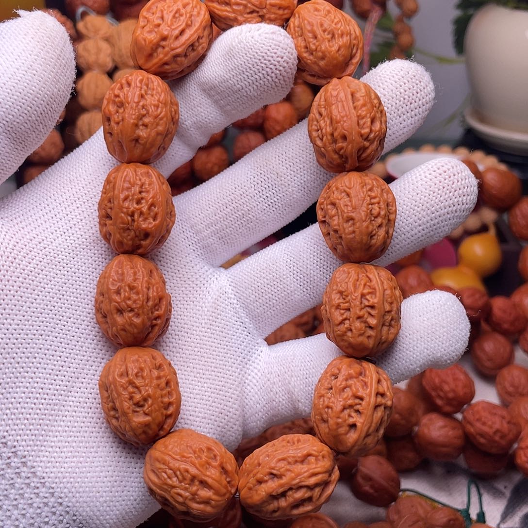 文玩核桃手串秋子