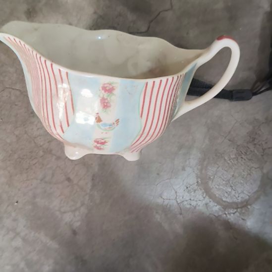 陶瓷盘子碗啥都有