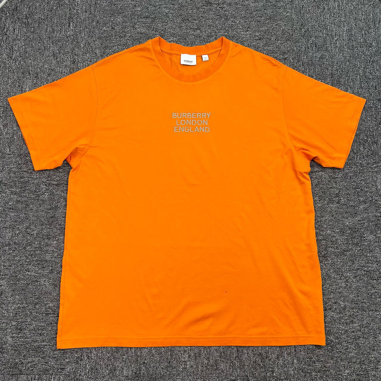 95新 BURBERRY/博柏利 L码/字母刺绣logo短袖/10721