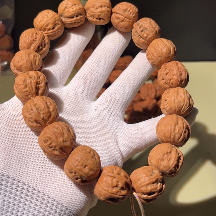 文玩核桃手串…………8