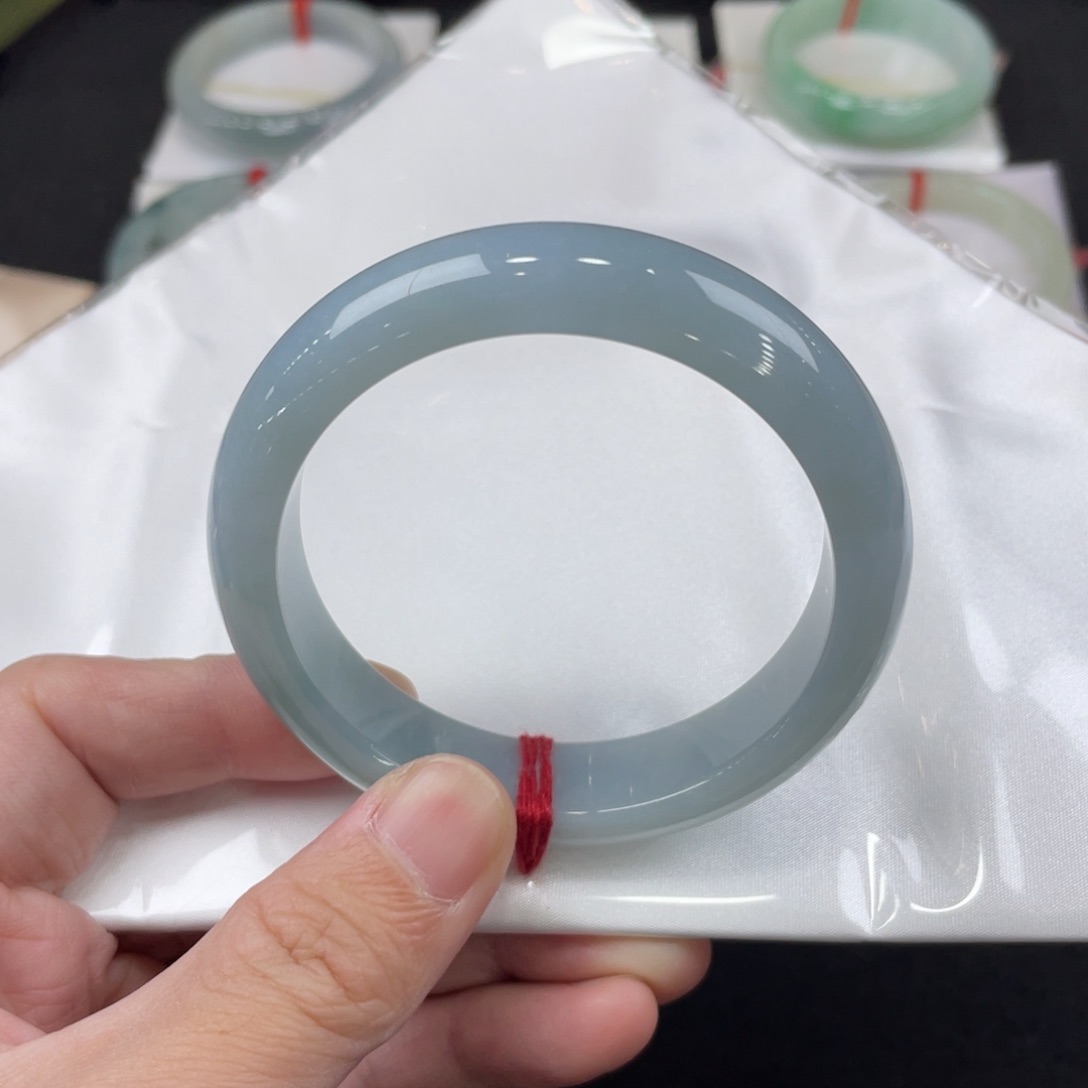 翡翠手镯未镶嵌55.8正圈