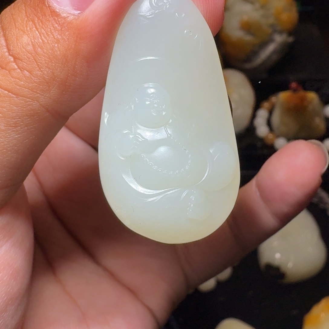 和田玉颈饰未镶嵌