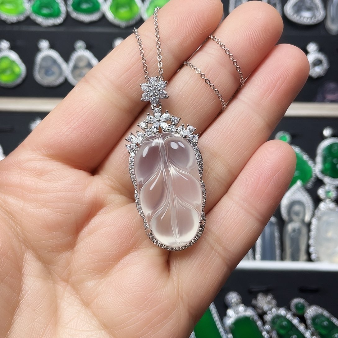 玛瑙/玉髓颈饰合金