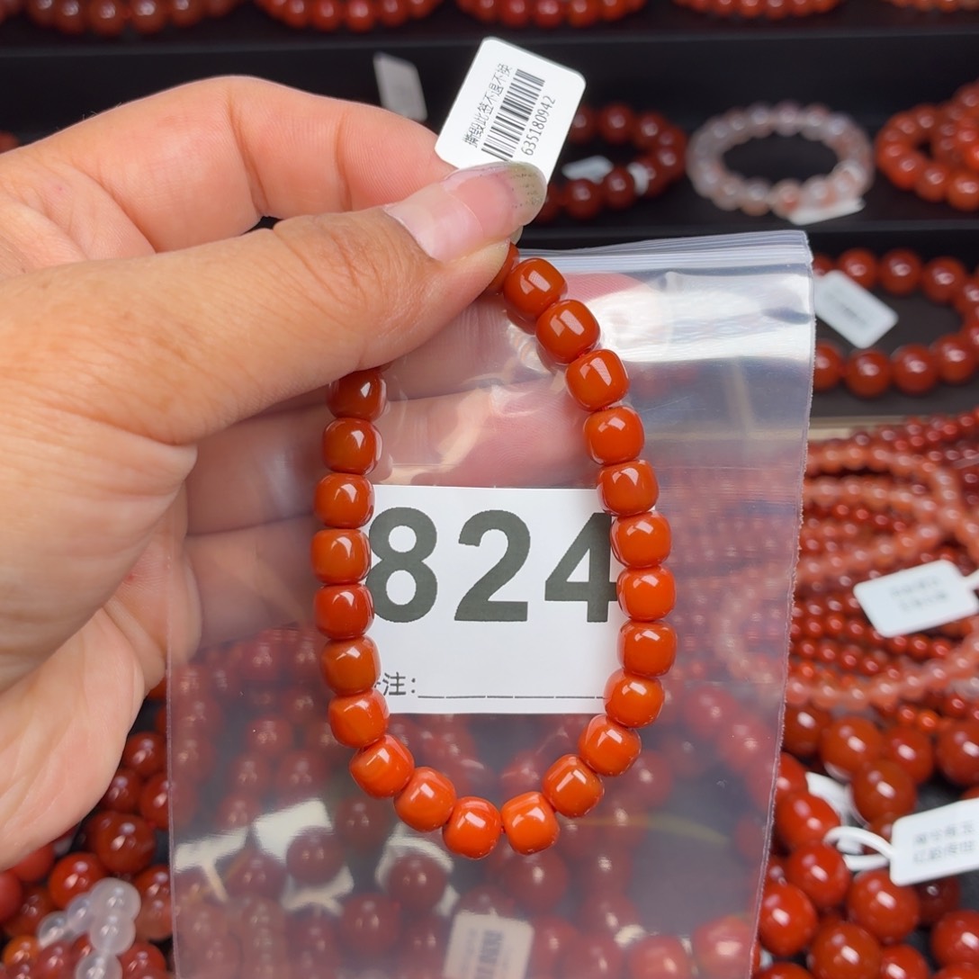 哦***o玛瑙/玉髓手串未镶嵌