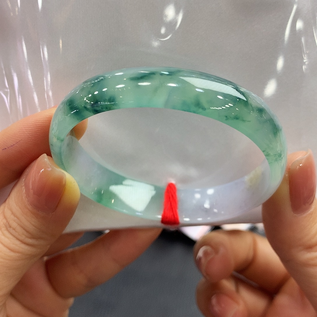 翡翠未镶嵌手镯54贵妃两天鉴赏