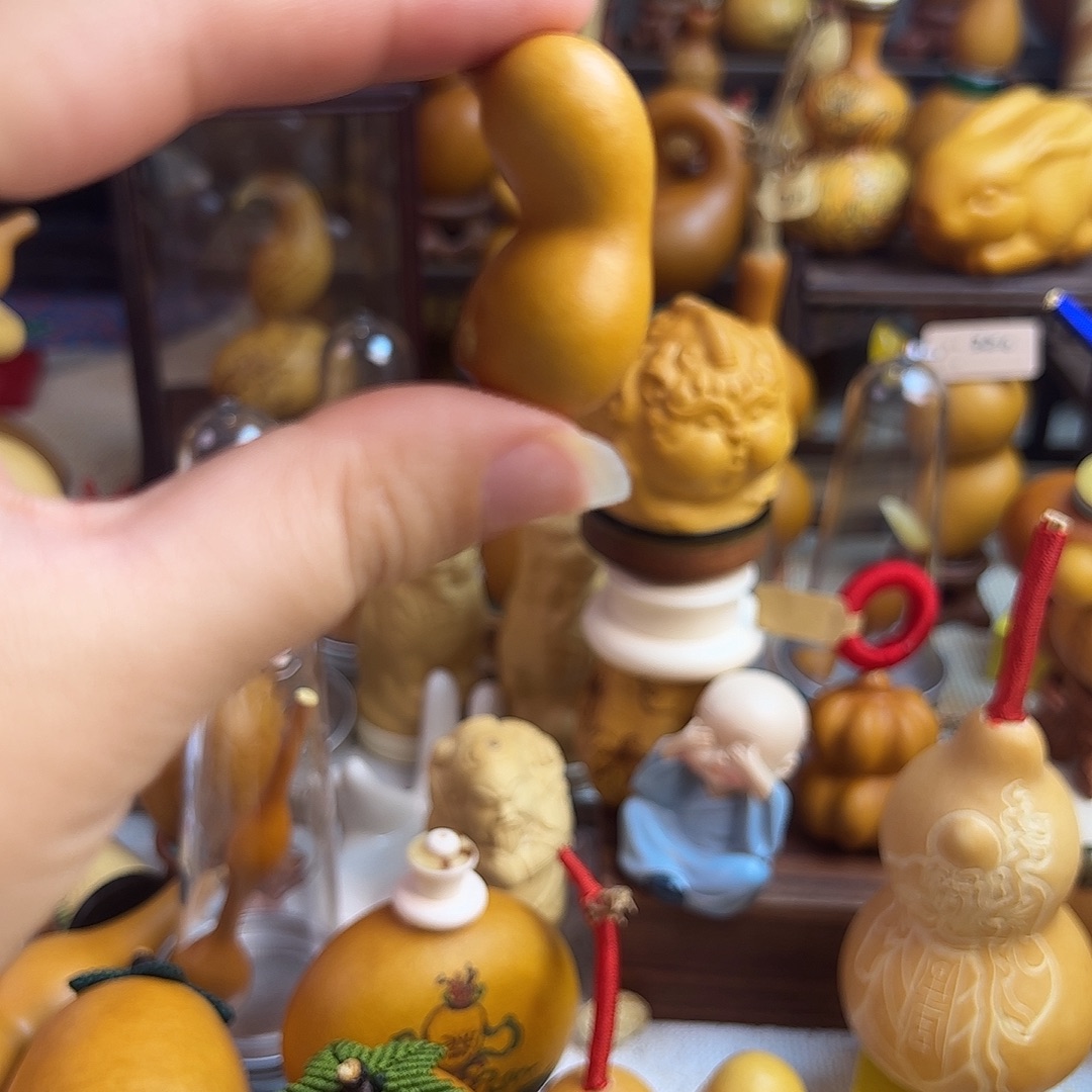 白***大叶紫檀（黑酸枝木类）