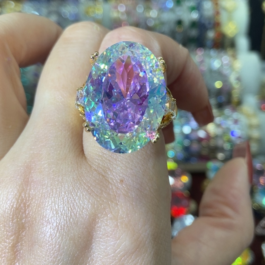 66锆石（处理）戒指