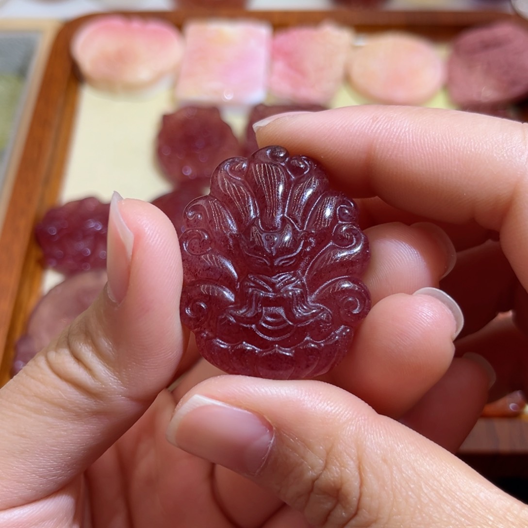 水晶颈饰银S925镶嵌万*两草莓莲花修仙86