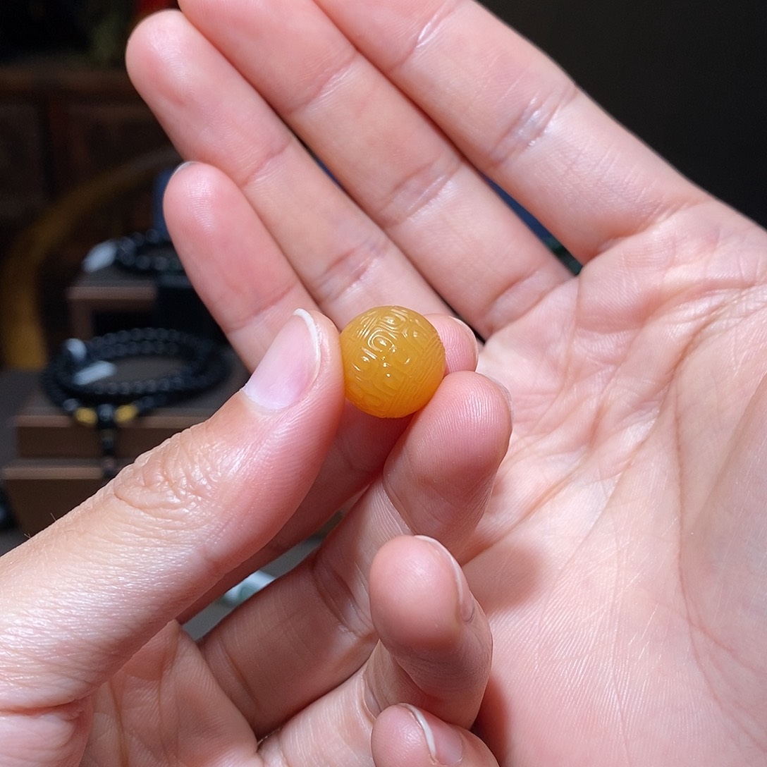 石英质玉（缅黄）手链未镶嵌