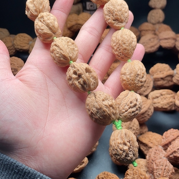 Q***w吊坠文玩核桃1白狮子