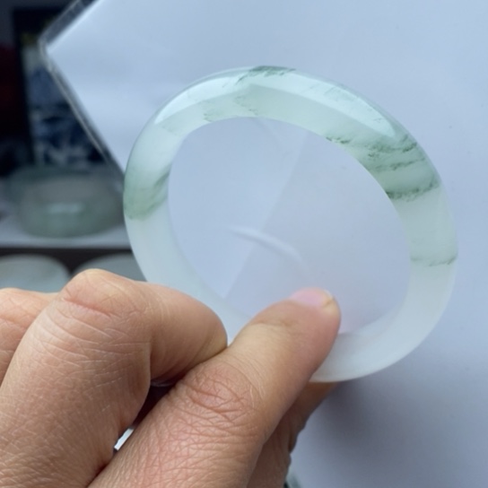 石英质玉（金丝玉）手镯未镶嵌J****e