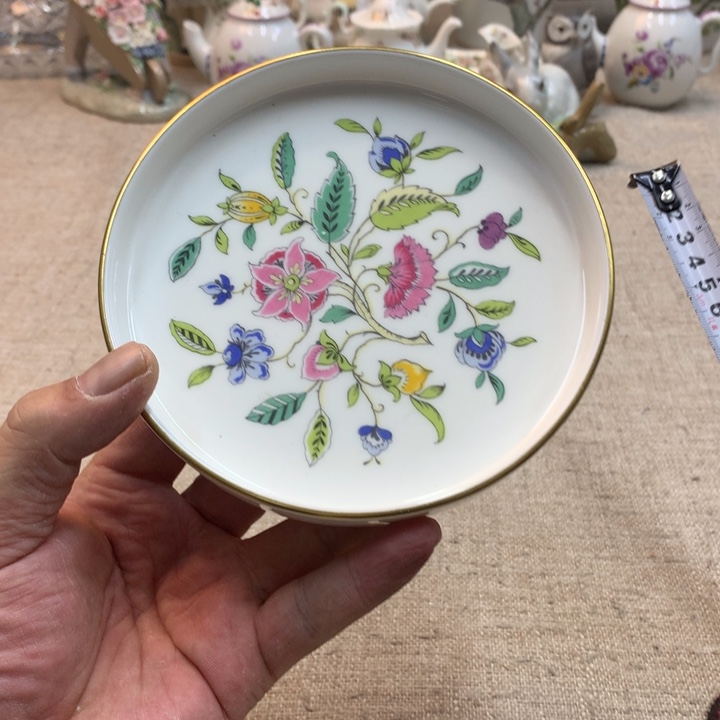 金瓷阁家的美丽瓷器